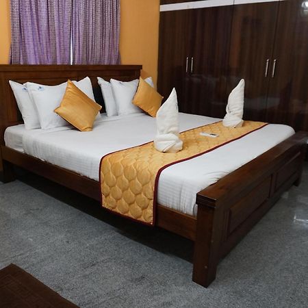 Tirumala Premium Home Stay Тирупати Екстериор снимка