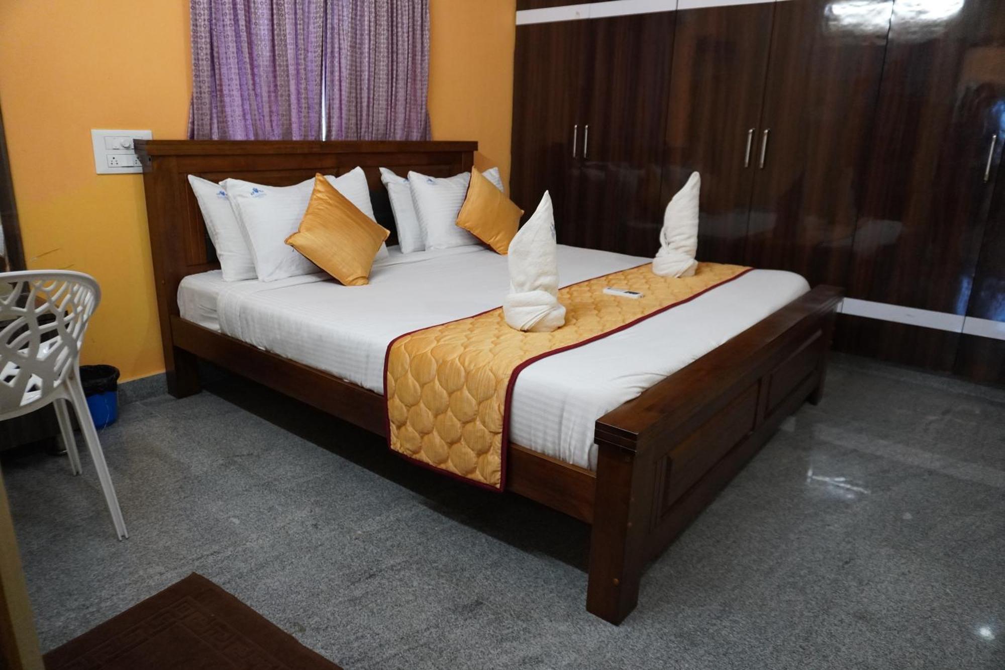 Tirumala Premium Home Stay Тирупати Екстериор снимка