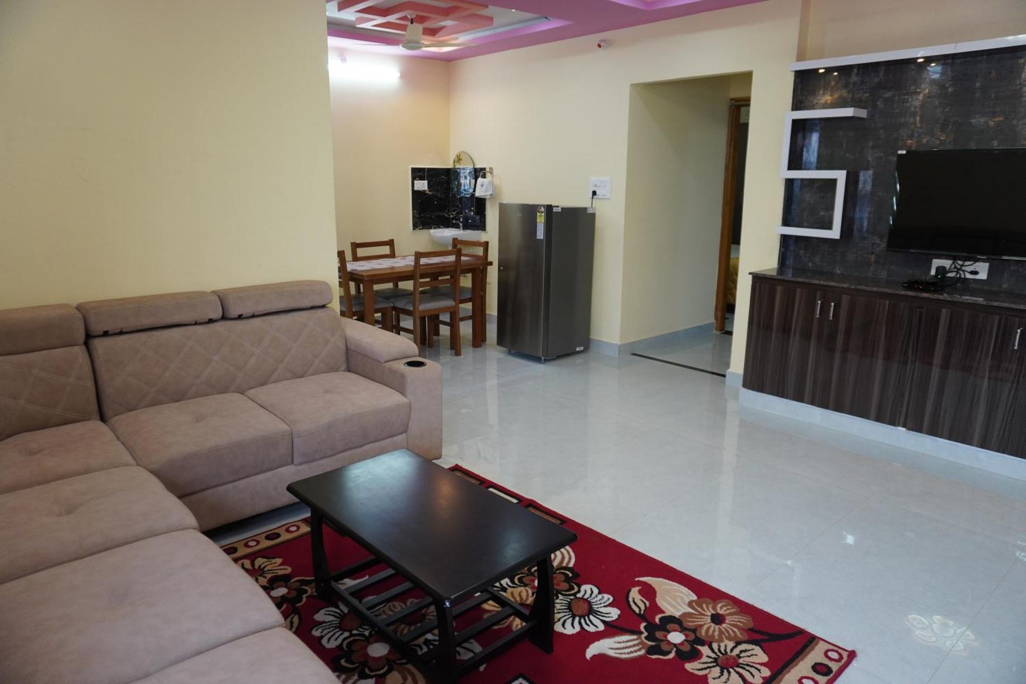 Tirumala Premium Home Stay Тирупати Екстериор снимка